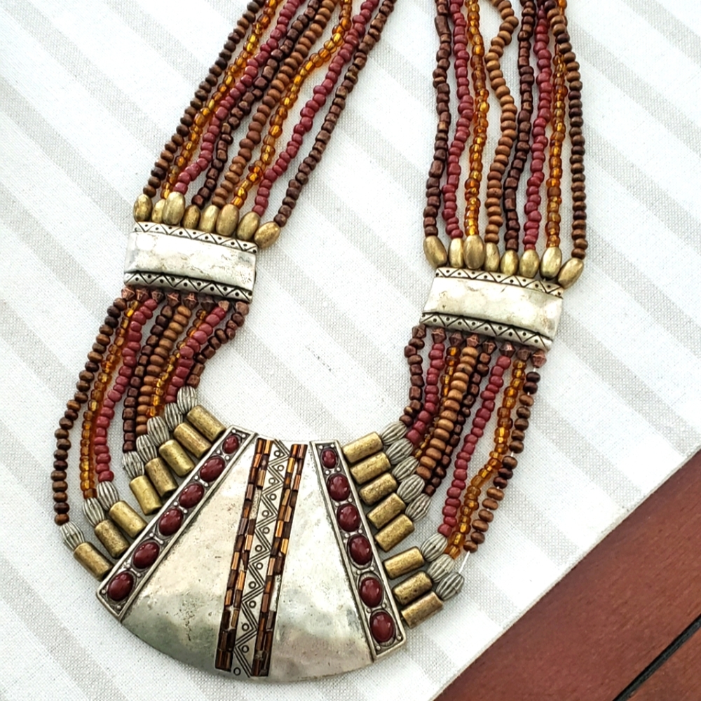 ***SOLD***Neutral tone collar necklace